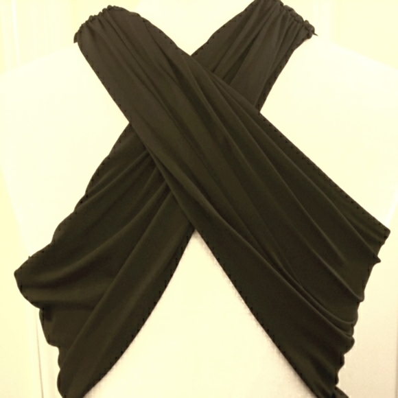 Dress - Picture 3 of 3